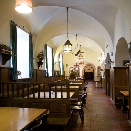 Hauptraeustueberl Hauptraeustueberl